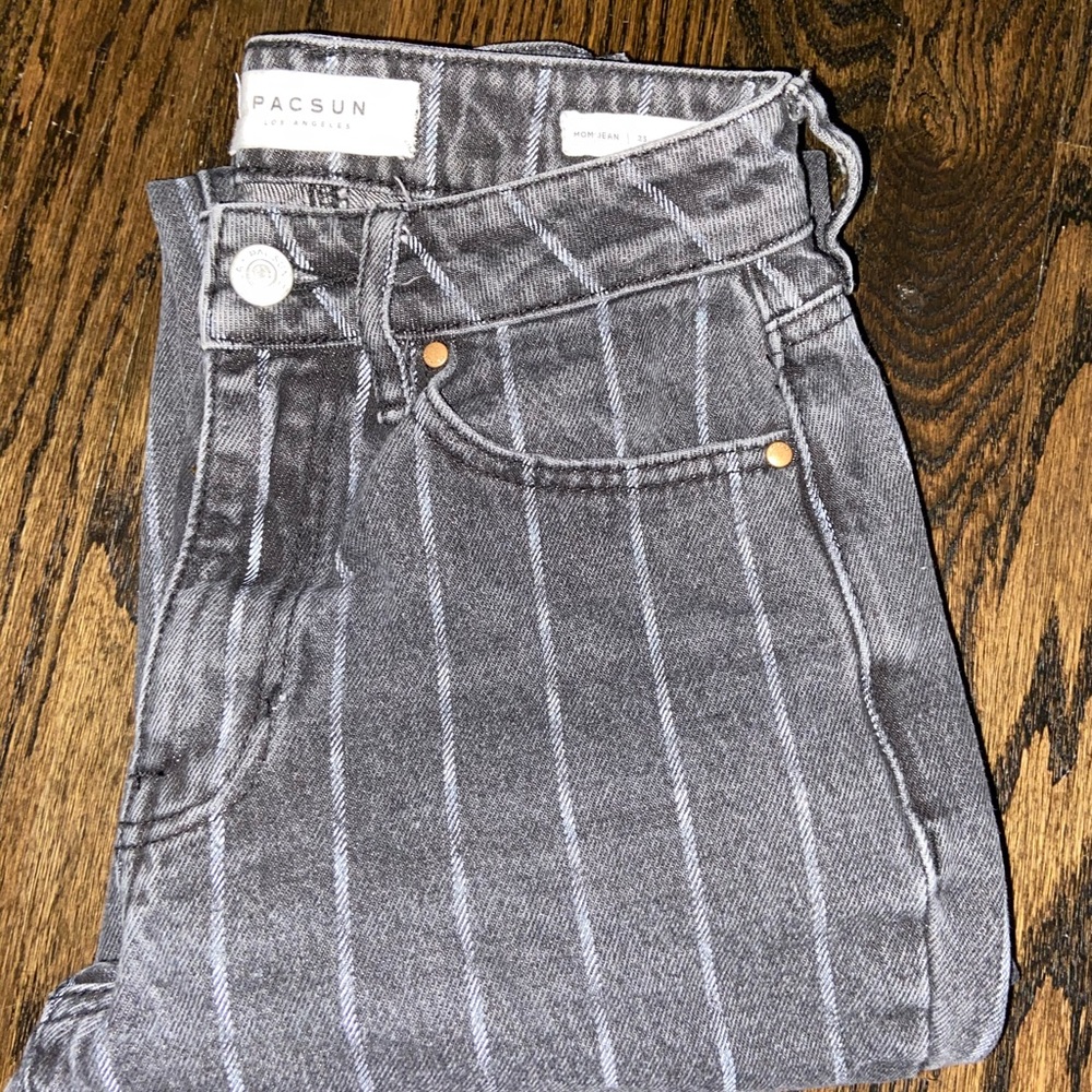 Pacsun mom jeans